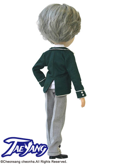 Sample doll / William