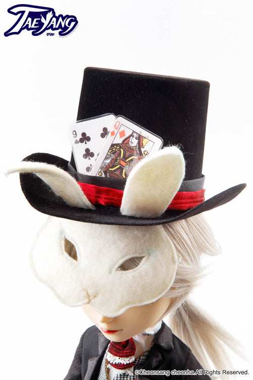 Lunatic White Rabbit