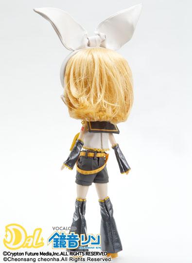 VOCALOID KAGAMINE RIN