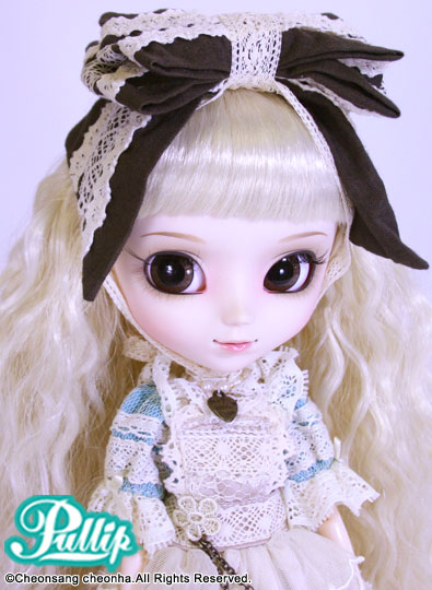 Romantic Alice