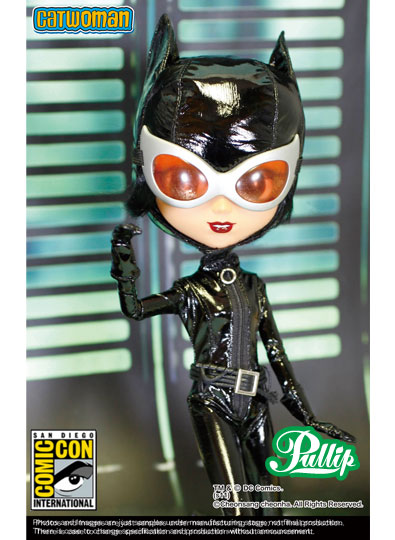 CATWOMAN - SDCC2011-