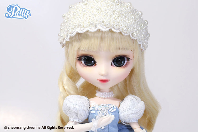 Princess Dahlia Cinderella