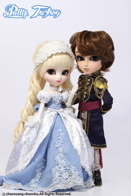 Princess Dahlia Cinderella
