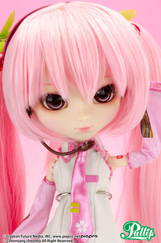 SAKURA MIKU
