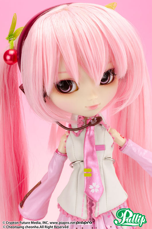 SAKURA MIKU