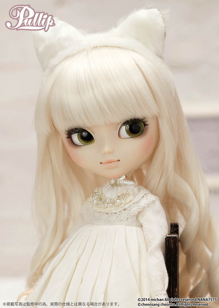  Nana-chan **Package is faded