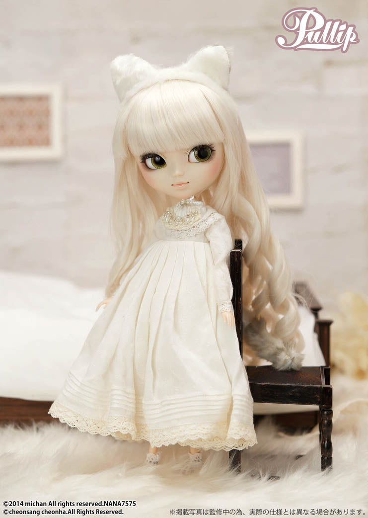  Nana-chan **Package is faded